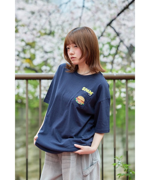 THE PLATINUM SELECT(ザ プラチナム セレクト)の「【SPAM/スパム】グラフィックTシャツ ユニセックス/カジュアル/コンテンツ(Tシャツ/カットソー・メンズ・グレー系1/ブラック系1/ブラック系3/ネイビー系1/ホワイト系3/ネイビー系2/ブラック系2/ネイビー系3/グレー系3/グレー系2/ホワイト系2/ホワイト系1・LARGE/MEDIUM/X-LARGE)」の11枚目の写真