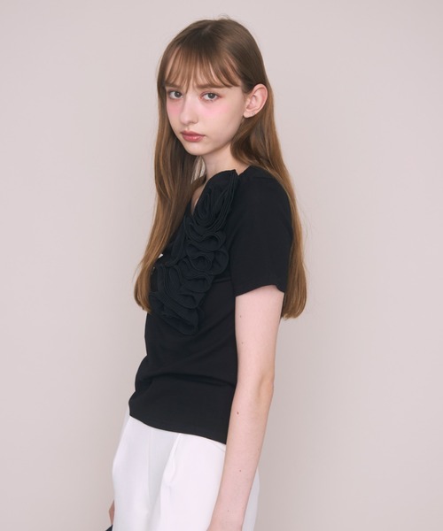 Noelie(ノエリー)の「ローズTee(Tシャツ/カットソー・レディース・ホワイト/ブラック・FREE)」の6枚目の写真