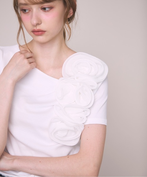 Noelie(ノエリー)の「ローズTee(Tシャツ/カットソー・レディース・ホワイト/ブラック・FREE)」の17枚目の写真