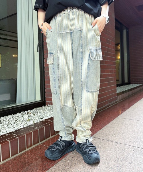 DOUBLE NAME(ダブルネーム)の「パネルヒッコリーオーバーダイデニムパンツ(デニムパンツ・レディース・ブルー/インディゴブルー・FREE)」の12枚目の写真