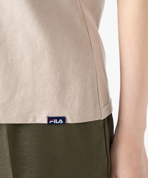 FILA(フィラ)の「FILA UV 透け感ガードプルオーバー(Tシャツ/カットソー・レディース・グレイッシュベージュ/オフホワイト/ブラック・MEDIUM/LARGE/LL/3L)」の19枚目の写真