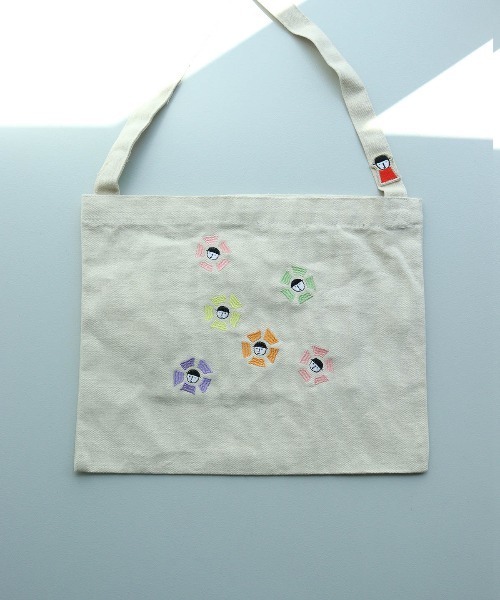 CASA PICONE(カーサピッコーネ)の「刺繍サコッシュ(ショルダーバッグ・レディース・H/B/C/I/D/G/A/F/J/E・FREE)」の9枚目の写真