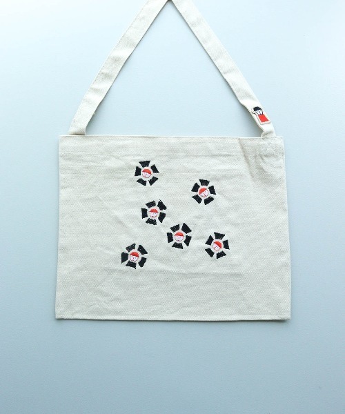 CASA PICONE(カーサピッコーネ)の「刺繍サコッシュ(ショルダーバッグ・レディース・H/B/C/I/D/G/A/F/J/E・FREE)」の10枚目の写真