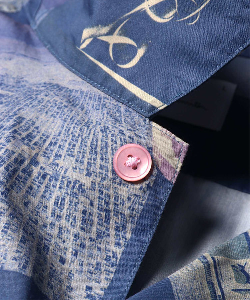 PS Paul Smith(ピーエスポールスミス)の「"Scrapbook Print" オープンカラーシャツ / 262301 695U(シャツ/ブラウス・メンズ・ネイビー/ホワイト/ライトグリーン・MEDIUM/SMALL/X-LARGE/LARGE)」の8枚目の写真