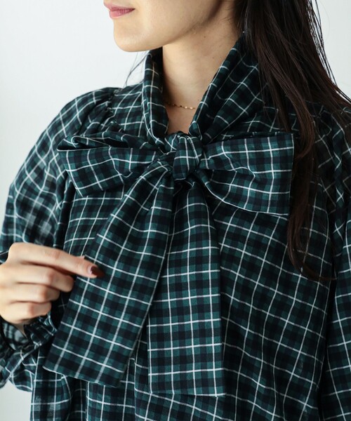 dahl'ia(ダリア)の「dahl'ia / リボン チェック ブラウス(シャツ/ブラウス・レディース・グリーン・ONE SIZE)」の14枚目の写真
