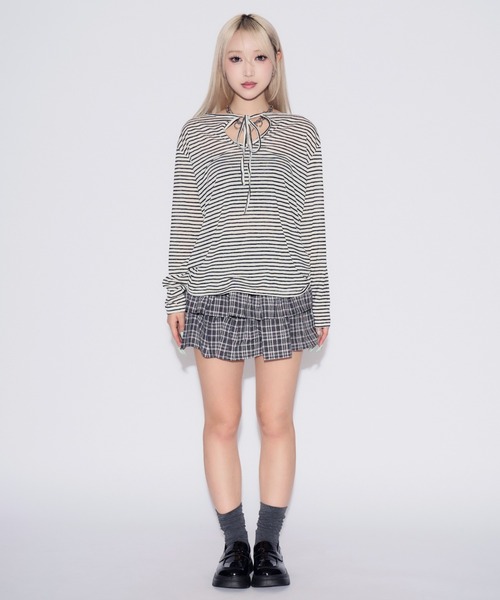 tinkerend(ティンカーエンド)の「Sheer Border Ribbon Blouse / シアーリボン付きブラウス(Tシャツ/カットソー・レディース・ブラック/ライトピンク・FREE)」の6枚目の写真