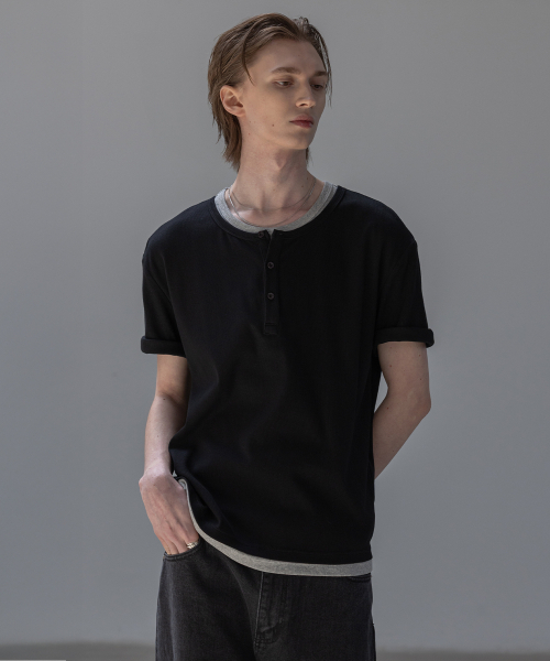 DECOROSO（デコローゾ）の「イージーレイヤードヘンリーネック半袖Tシャツ[ブラック]（Tシャツ/カットソー・メンズ・その他・LARGE/X-LARGE）」の4枚目の写真