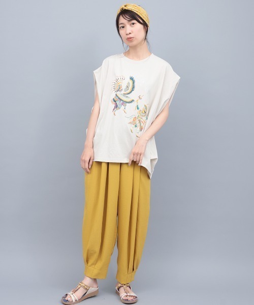 チチカカ（チチカカ）の「汗染み防止パウワウプリントプルオーバー（Tシャツ/カットソー・レディース・アイボリー/チャコールグレー/ブルーグリーン・FREE）」の5枚目の写真
