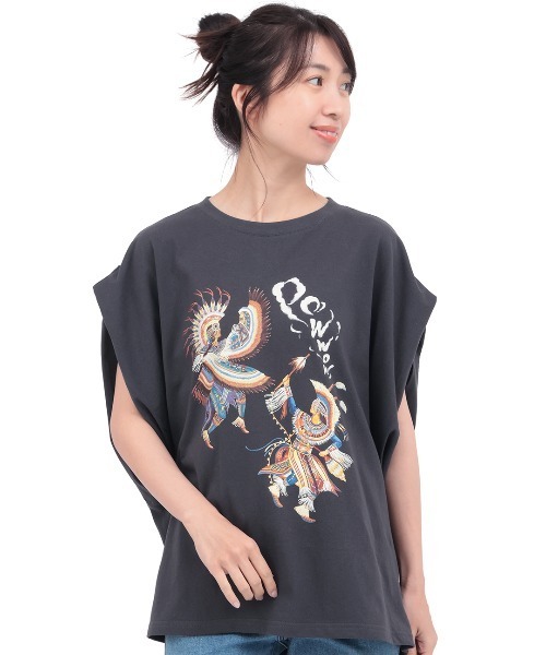 チチカカ（チチカカ）の「汗染み防止パウワウプリントプルオーバー（Tシャツ/カットソー・レディース・アイボリー/チャコールグレー/ブルーグリーン・FREE）」の7枚目の写真