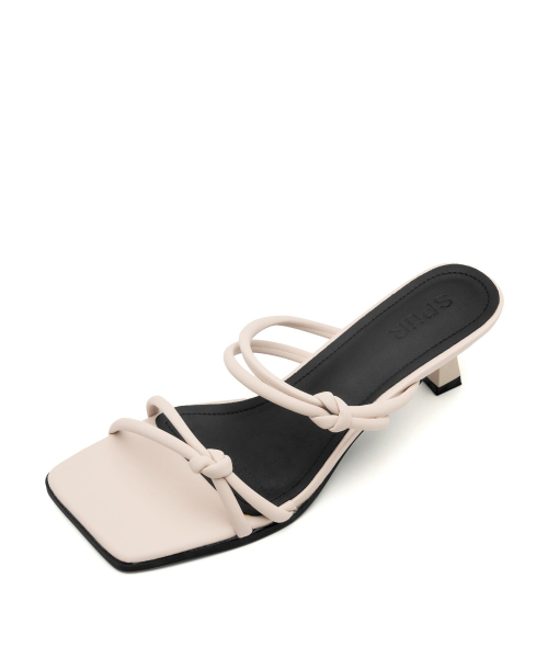 SPUR(シュプール)の「ロッサンツイステッドストラップミュールサンダル 6.2cm -US9059 (3カラー)(サンダル・レディース・ブラック/ベージュ/シルバー・22.5cm/23cm/23.5cm/24cm/24.5cm/25cm)」の12枚目の写真