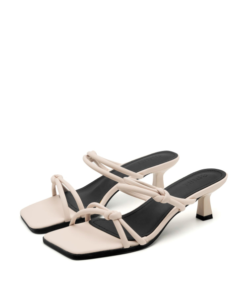 SPUR(シュプール)の「ロッサンツイステッドストラップミュールサンダル 6.2cm -US9059 (3カラー)(サンダル・レディース・ブラック/ベージュ/シルバー・22.5cm/23cm/23.5cm/24cm/24.5cm/25cm)」の14枚目の写真