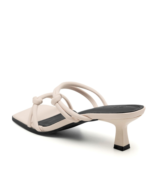 SPUR(シュプール)の「ロッサンツイステッドストラップミュールサンダル 6.2cm -US9059 (3カラー)(サンダル・レディース・ブラック/ベージュ/シルバー・22.5cm/23cm/23.5cm/24cm/24.5cm/25cm)」の16枚目の写真