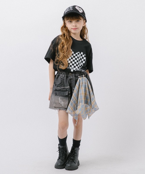 URBAN CHERRY(アーバンチェリー)の「チャックシャツドッキングデニムショートパンツ(デニムパンツ・キッズ・ブラック・120cm/130cm/140cm/150cm)」の18枚目の写真