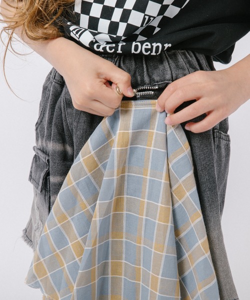 URBAN CHERRY(アーバンチェリー)の「チャックシャツドッキングデニムショートパンツ(デニムパンツ・キッズ・ブラック・120cm/130cm/140cm/150cm)」の17枚目の写真