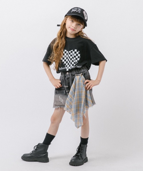 URBAN CHERRY(アーバンチェリー)の「チャックシャツドッキングデニムショートパンツ(デニムパンツ・キッズ・ブラック・120cm/130cm/140cm/150cm)」の19枚目の写真
