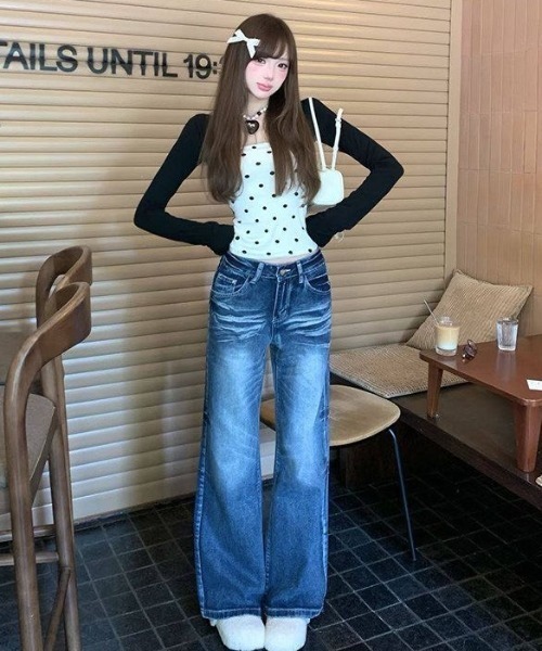 AVYL(アヴィル)の「ドット柄トップス(Tシャツ/カットソー・レディース・ブラック・M)」の4枚目の写真