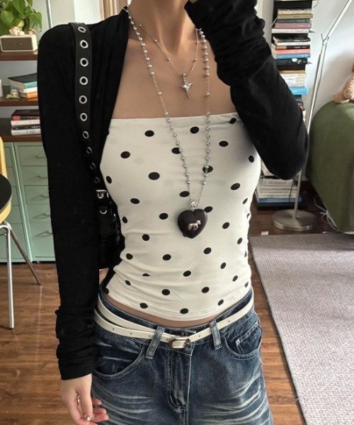 AVYL(アヴィル)の「ドット柄トップス(Tシャツ/カットソー・レディース・ブラック・M)」の9枚目の写真