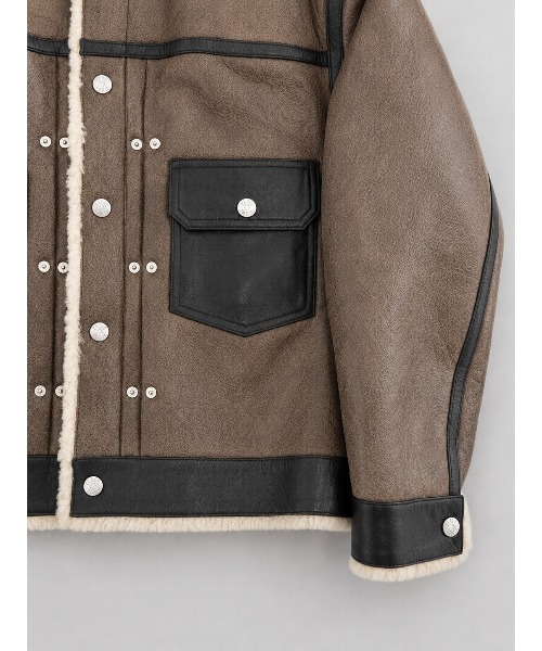 THE TOKYO(ザトウキョウ)の「【KENZO/ケンゾー】SHEARLING TRUCKER JACKET(ムートンコート・メンズ・ダークブラウン・MEDIUM/LARGE/X-LARGE)」の3枚目の写真