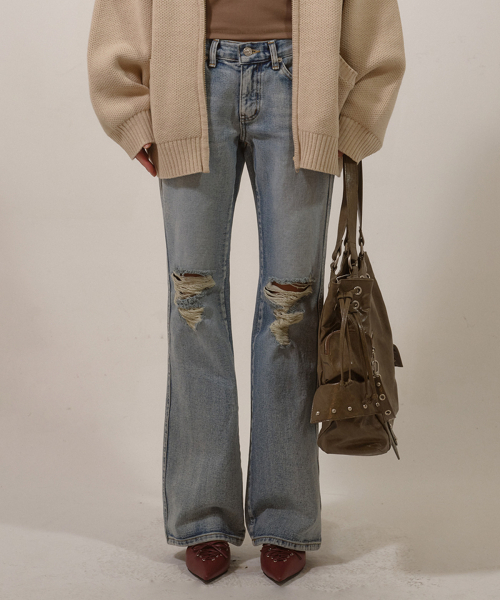 DEINET(ダイニット)の「RIPPED DAMAGE BOOTS CUT DENIM IN BLUE(デニムパンツ・レディース・その他・S/M)」の1枚目の写真