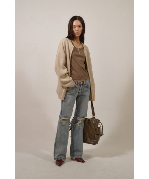 DEINET(ダイニット)の「RIPPED DAMAGE BOOTS CUT DENIM IN BLUE(デニムパンツ・レディース・その他・S/M)」の5枚目の写真