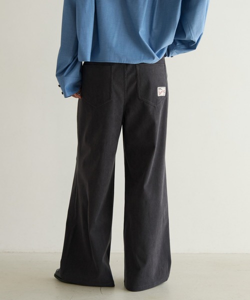 PBLIM(ページボーイリム)の「《UNISEX》コーデュロイベルトパンツ(その他パンツ・レディース・クリーム/チャコールグレー・LARGE/MEDIUM)」の7枚目の写真