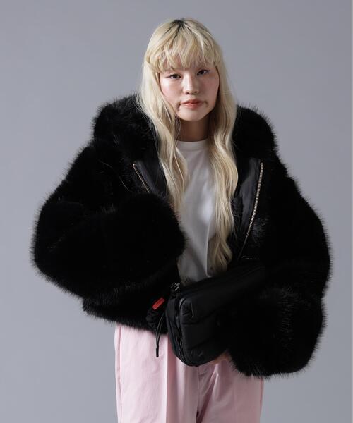 BEAVER(ビーバー)の「B omnivore/ビーオムニボー ECO FUR HOOD BLOUSON(ブルゾン・レディース・ブラック/グレー・FREE)」の7枚目の写真