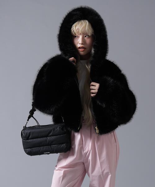 BEAVER(ビーバー)の「B omnivore/ビーオムニボー ECO FUR HOOD BLOUSON(ブルゾン・レディース・ブラック/グレー・FREE)」の10枚目の写真