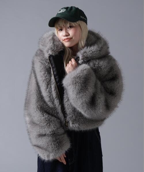 BEAVER(ビーバー)の「B omnivore/ビーオムニボー ECO FUR HOOD BLOUSON(ブルゾン・レディース・ブラック/グレー・FREE)」の21枚目の写真