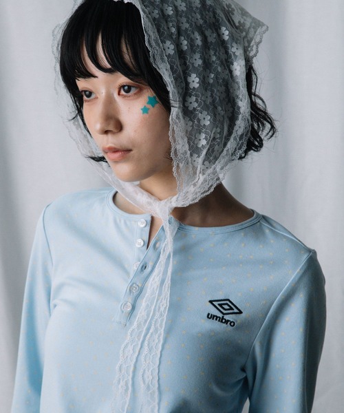 ALAND(エーランド)の「【UNISEX】ALAND×UMBRO/アソートヘンリーネックカットソー(Tシャツ/カットソー・レディース・オフホワイト/ブラック/グレー/ブルー・LARGE/SMALL)」の13枚目の写真