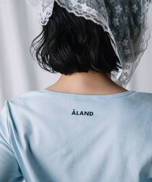ALAND(エーランド)の「【UNISEX】ALAND×UMBRO/アソートヘンリーネックカットソー(Tシャツ/カットソー・レディース・オフホワイト/ブラック/グレー/ブルー・LARGE/SMALL)」の14枚目の写真
