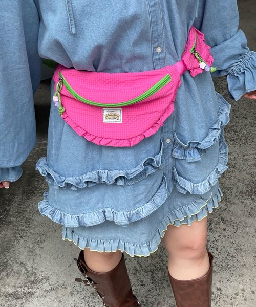 HELLO.SANFRANCISCO(ハローサンフランシスコ)の「【HELLO.SANFRANCISCO/ハローサンフランシスコ】リップフリルコンビウエストBAG(ボディバッグ/ウエストポーチ・レディース・ブルー/ピンク・ONE SIZE)」の9枚目の写真