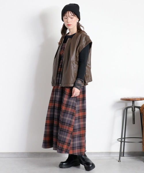 cepo(セポ)の「フェイクレザー ドロストバルーンベスト(ベスト・レディース・ブラウン/ブラック・M)」の20枚目の写真