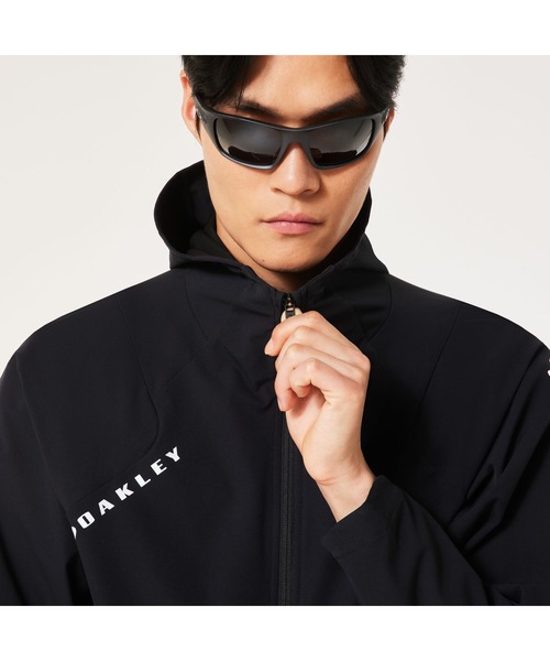 OAKLEY(オークリー)の「オークリー ENHANCE TECH DRYSHELL JACKET 1.0/パーカー/スポーツ・トレーニング/メンズ/OAKLEY(ブルゾン・メンズ・ブラック/ホワイト・XS/XL/L/M/S)」の7枚目の写真