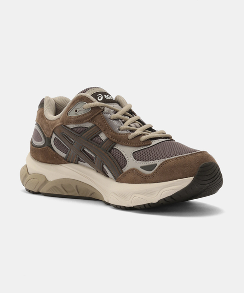 ASICS(アシックス)の「ASICS GEL-NYC 2.0 1203A895.200(スニーカー・メンズ・ブラウン・23.5cm/24cm/24.5cm/25cm/26.5cm/27.5cm/28cm/27cm)」の5枚目の写真
