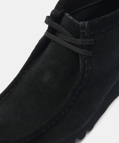 Clarks(クラークス)の「Clarks WallabeeBT GTX 26179260(モカシン/デッキシューズ・レディース・ブラック・55/50/45/40)」の6枚目の写真