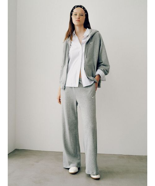 emmi(エミ)の「【NIKE】Studio Fleece Lightweight "French Terry" Women's Mid-Rise Wide-Leg Pants(その他パンツ・レディース・グレー・M/S)」の1枚目の写真