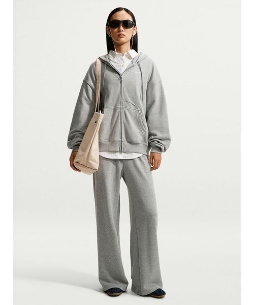 emmi(エミ)の「【NIKE】Studio Fleece Lightweight "French Terry" Women's Mid-Rise Wide-Leg Pants(その他パンツ・レディース・グレー・M/S)」の13枚目の写真