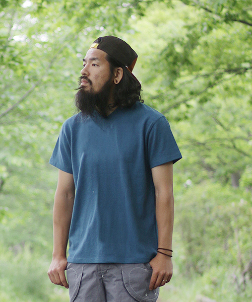 NATAL DESIGN(ネイタルデザイン)の「【ネイタルデザイン】Vネック ヘンプティ ヘヴィ-/V-NECK HEMP TEE HEAVY (Tシャツ/カットソー・メンズ・ナチュラル/ネイビー/ブラック/ブルー系その他/ブラック系その他/バイオレット/グリーン・MEDIUM/X-SMALL/SMALL/LARGE/X-LARGE)」の15枚目の写真