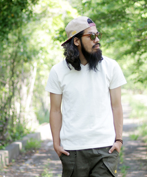 NATAL DESIGN(ネイタルデザイン)の「【ネイタルデザイン】Vネック ヘンプティ ヘヴィ-/V-NECK HEMP TEE HEAVY (Tシャツ/カットソー・メンズ・ナチュラル/ネイビー/ブラック/ブルー系その他/ブラック系その他/バイオレット/グリーン・MEDIUM/X-SMALL/SMALL/LARGE/X-LARGE)」の13枚目の写真