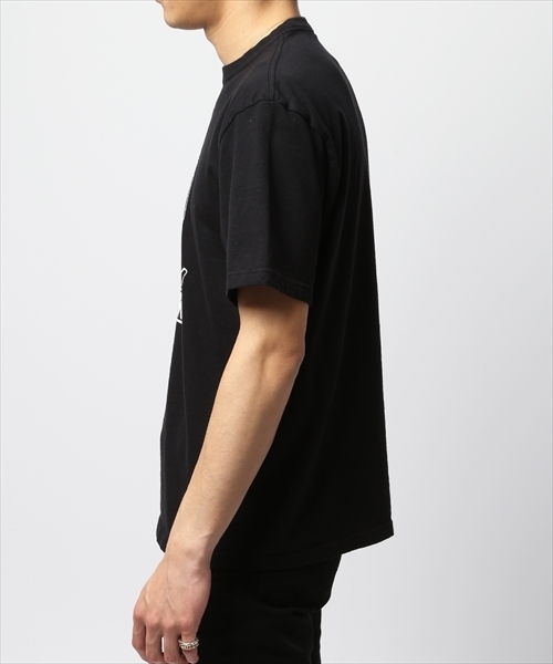 FR2（エフアールツー）の「”FRTWO” クルーネックTシャツ（T