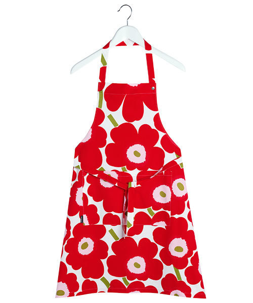 marimekko（マリメッコ）の「PIENI UNIKKO / Apron（エプロン・レディース・ダークブルー/ブルー系その他/オレンジ系その他/レッド系その他/ライラック/イエロー/ブルー/グリーン/イエロー×グレー/レッド/サックスブルー/カーキ/ブラウン/パープル/ブラック/ホワイト/ライトブルー/ワインレッド/ピンク/モスグリーン/ダークグリーン/ネイビー/ボルドー/オレンジ/スカイブルー/ホワイト系その他・FREE）」の21枚目の写真