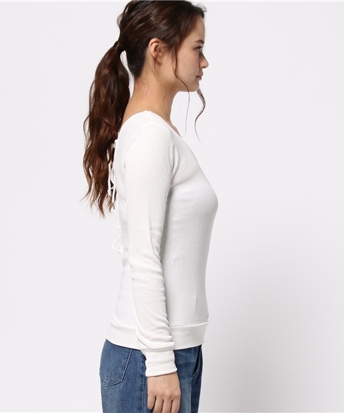 MOUSSY(マウジー)の「2WAY LACE UP TOP J(Tシャツ/カットソー・レディース・ブラック/オフホワイト/キャメル/ワインレッド・FREE)」の17枚目の写真