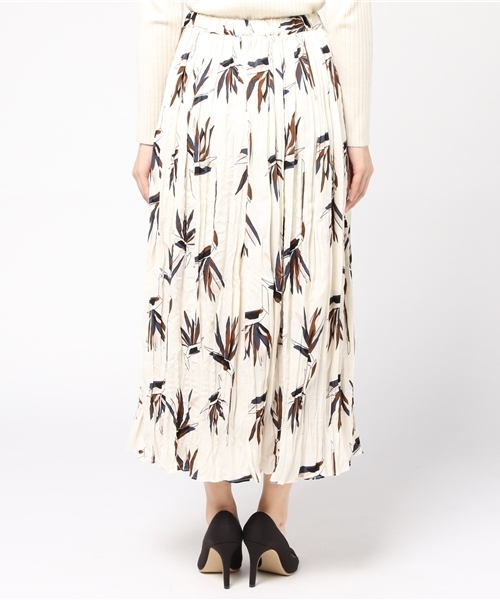 DouDou（ドゥドゥ）の「プリントギャザースカート（スカート・レディース・ホワイト/キャメル・FREE）」の5枚目の写真