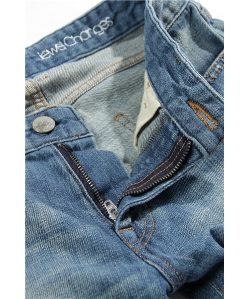 Jewel Changes(ジュエルチェンジズ)の「JC 10FW ボーイフレンド クラッシュ デニム 3L / ショートパンツ(デニムパンツ・レディース・ライトブルー・32/34/36/38)」の9枚目の写真