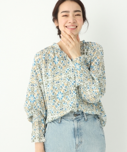 A part by（アパートバイ）の「ヨウリュウフラワーフレアブラウス 749744 （シャツ/ブラウス・レディース・ネイビー/ホワイト・FREE）」の2枚目の写真