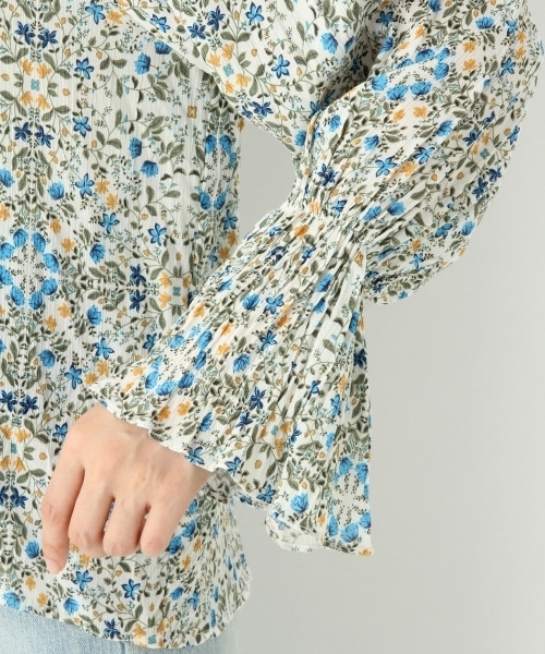 A part by（アパートバイ）の「ヨウリュウフラワーフレアブラウス 749744 （シャツ/ブラウス・レディース・ネイビー/ホワイト・FREE）」の14枚目の写真
