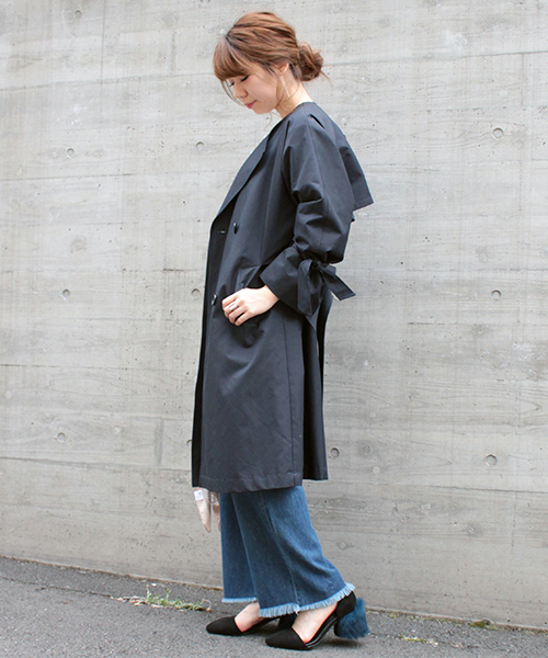 laboratory work(ラボラトリーワーク)の「ノーカラーオーバートレンチコート(その他アウター・レディース・ベージュ/ネイビー・MEDIUM)」の15枚目の写真