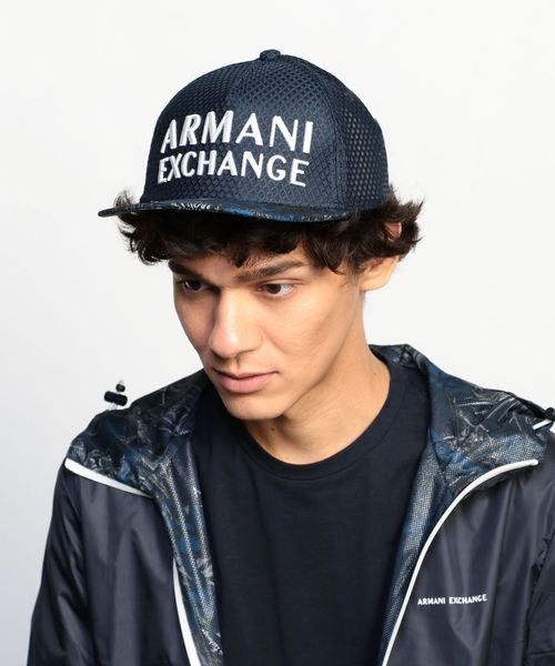 ARMANI EXCHANGE(アルマーニエクスチェンジ)の「【AXアルマーニ エクスチェンジ】ボタニカル柄ロゴキャップ(キャップ・メンズ・ホワイト/ネイビー・FREE)」の3枚目の写真