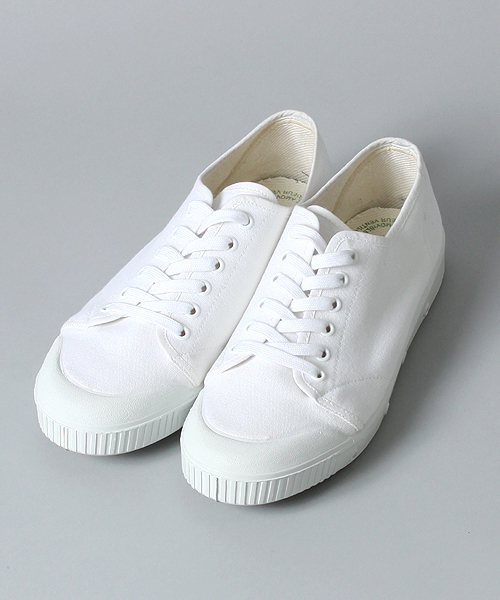 Spring Court（スプリングコート）の「spring court × International Gallery BEAMS / G2（スニーカー・メンズ・ホワイト/アッシュブラウン/ネイビー・39/40/41/42/43）」の2枚目の写真