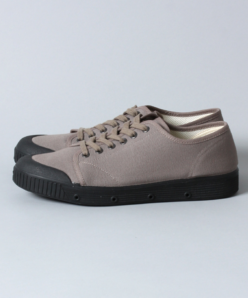 Spring Court（スプリングコート）の「spring court × International Gallery BEAMS / G2（スニーカー・メンズ・ホワイト/アッシュブラウン/ネイビー・39/40/41/42/43）」の5枚目の写真